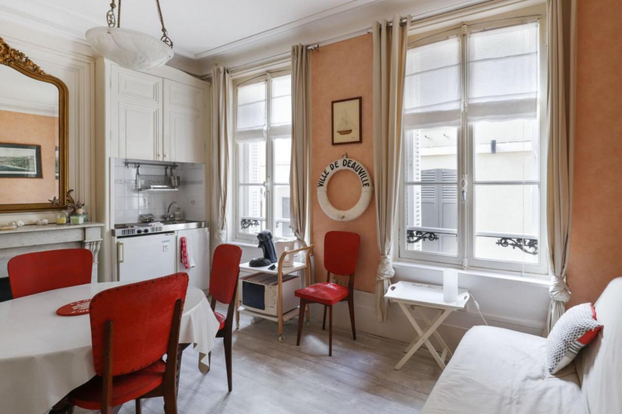 Appartement Des Embruns - Welkeys Trouville-sur-Mer Exterior photo